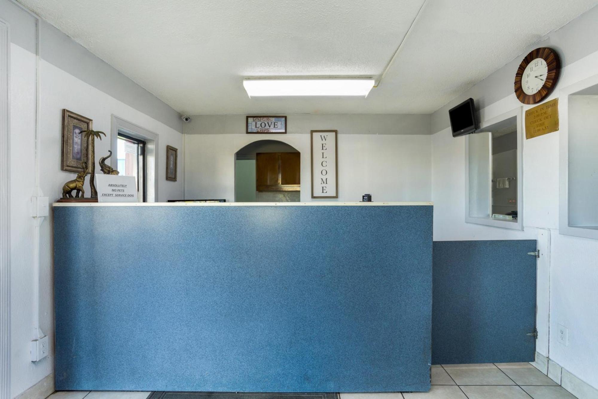 Oyo Hotel Pensacola I-10 & Hwy 29 Ferry Pass Εξωτερικό φωτογραφία